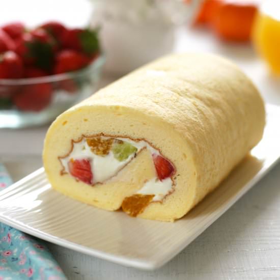 Japanese Fruit Roll Cake