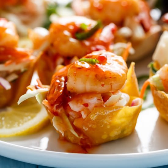 Garlic Shrimp Salad Wonton Cups