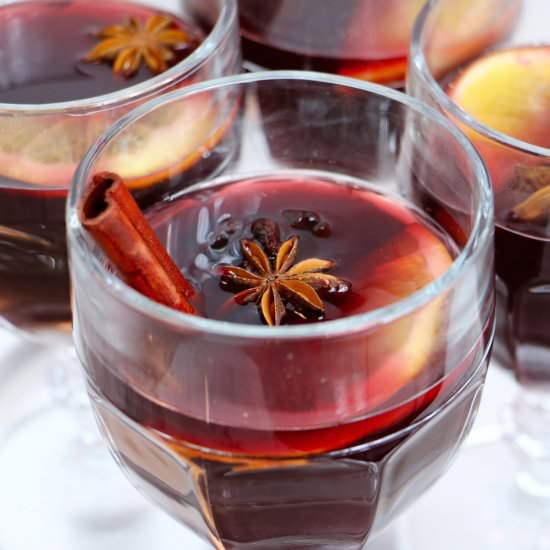 Orange Pomegranate Mulled Wine