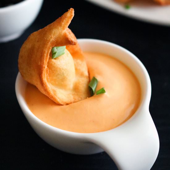 Cream Cheese Wonton + Sriracha Aioli