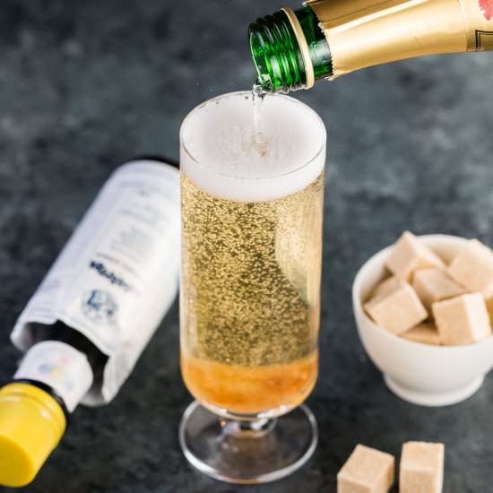 Classic Champagne Cocktail