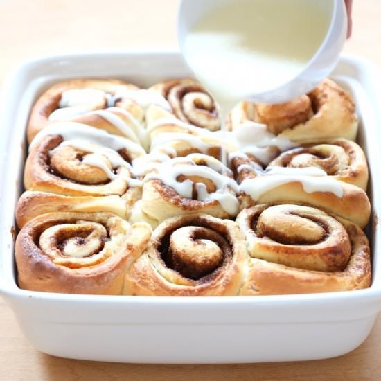 1 Hour Cinnamon Rolls