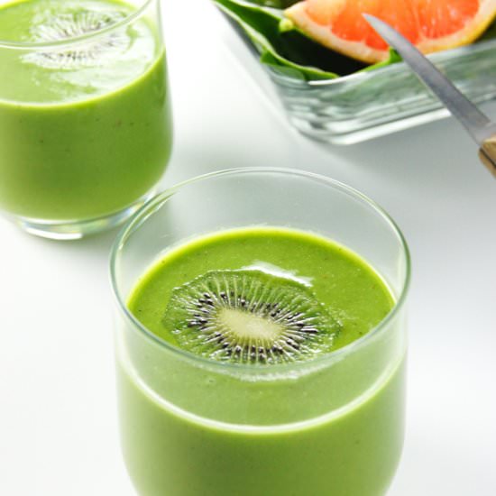 Energizing, Detox Green Smoothie