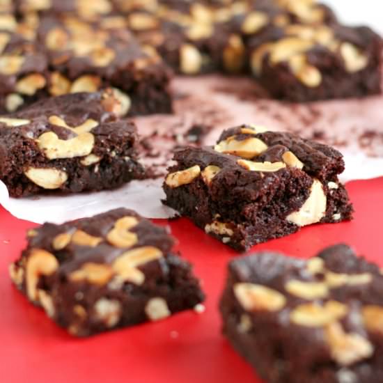Easy Brownie with Cashews