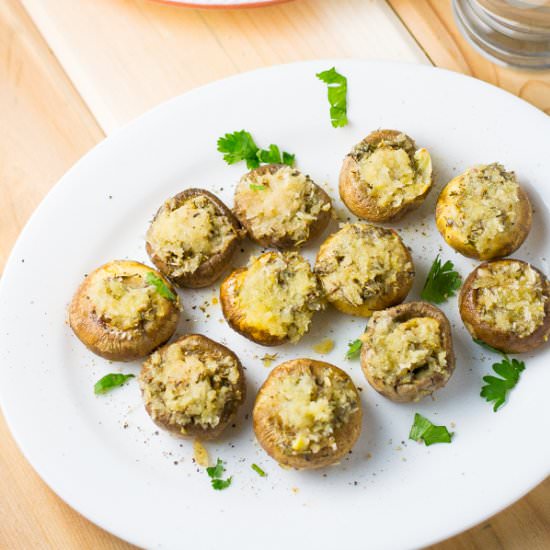 Garlic Roasted Stuffed Mushrooms