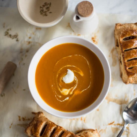 Spicy Curry Pumpkin Soup
