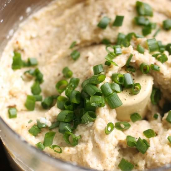 Roasted Garlic Mashed Cauliflower