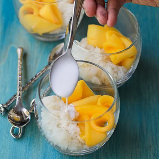 Mango Glutinous Rice Dessert