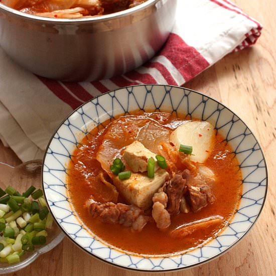 kimchi jjigae