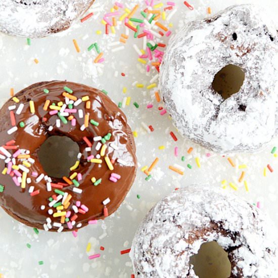 Skinny Chocolate Donuts