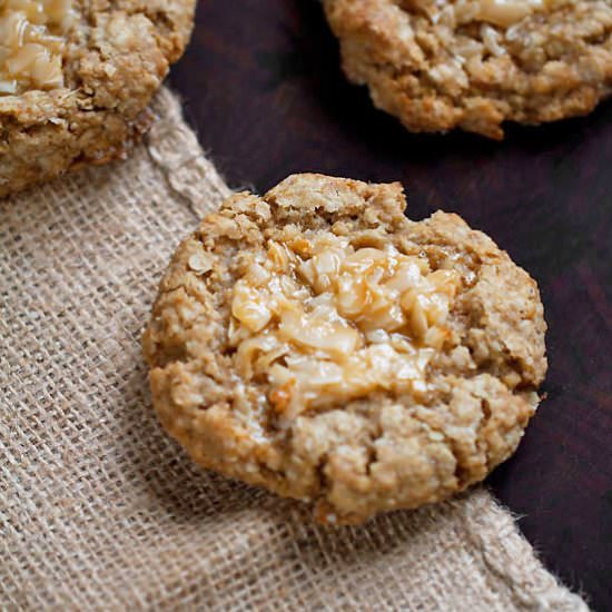 Oatmeal Cookies with Coconut Toffee