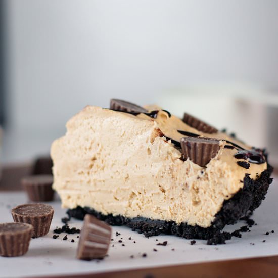 Creamy Dreamy Peanut Butter Pie