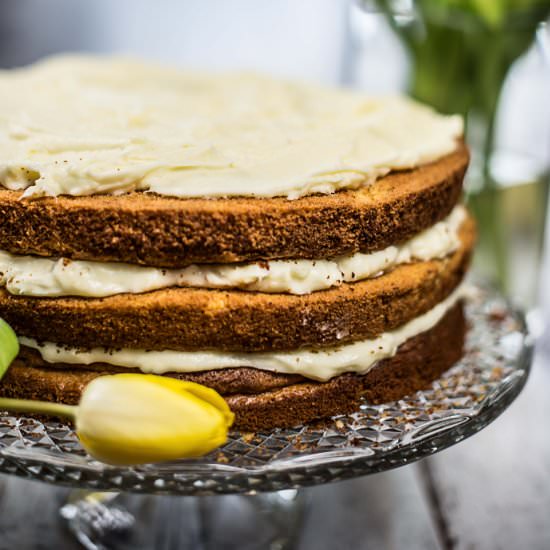 Naked Carrot Cake Vanilla Frosting