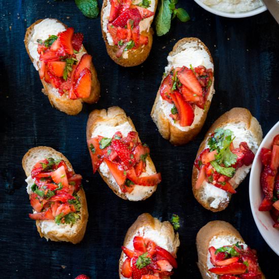 Bruschetta with Ricotta,Strawberry