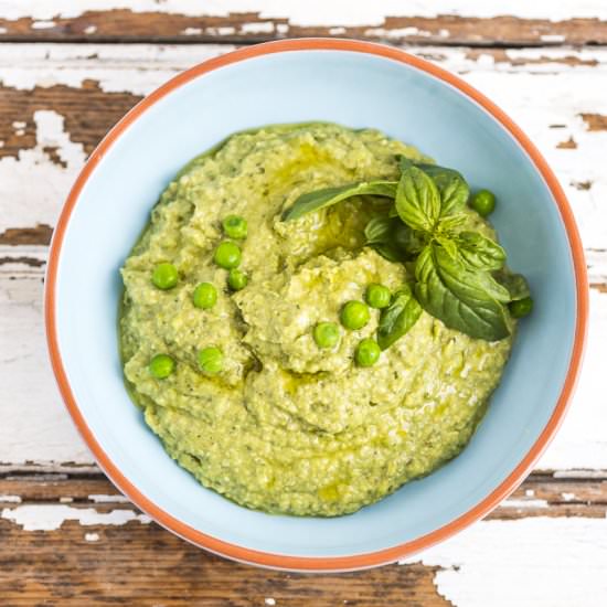 Zucchini Noodles with Avocado Pesto