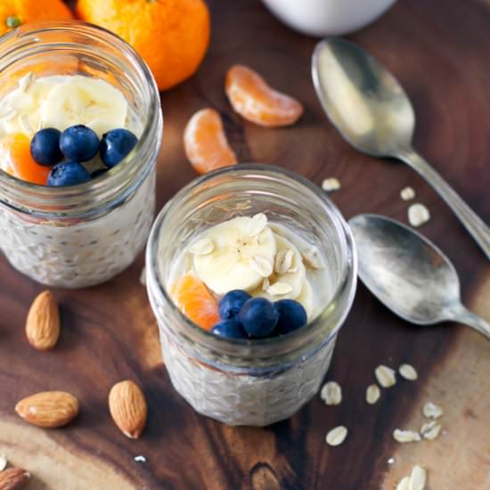 CHIA ALMOND OVERNIGHT OATS
