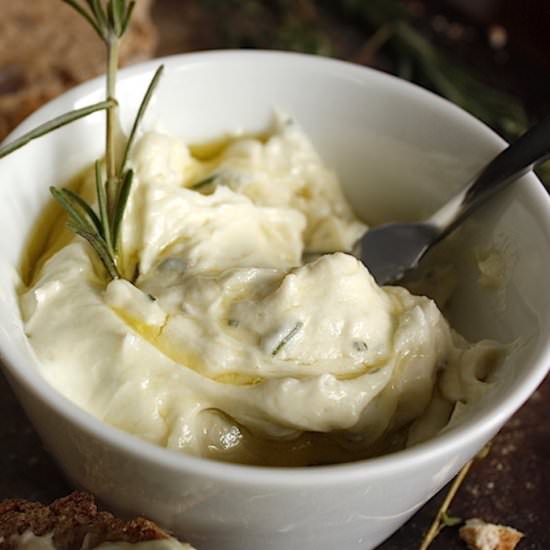 Rosemary Olive Oil Goat Cheese Spread