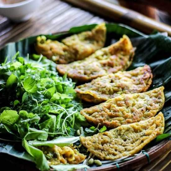 Vietnamese Banh Xeo Pancakes