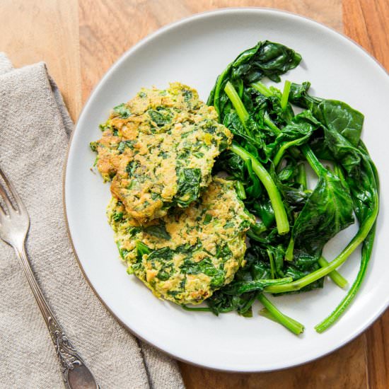 Simple Salmon Cakes