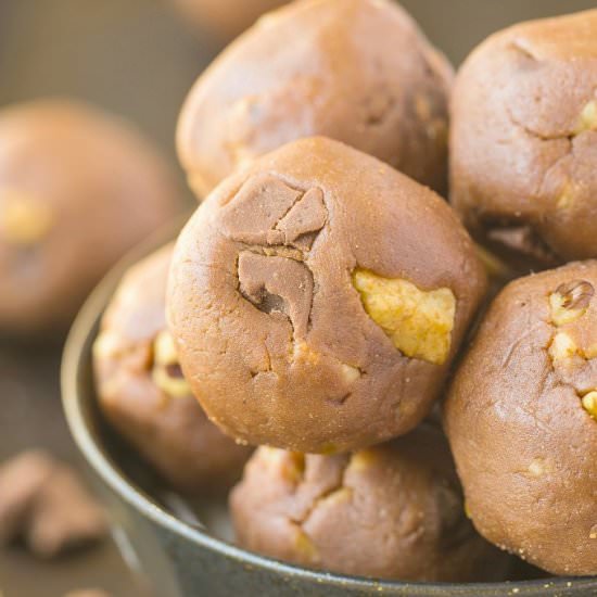 No Bake Chunky Monkey Bites