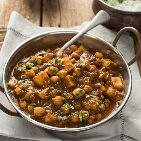 Easy Chickpea and Potato Curry