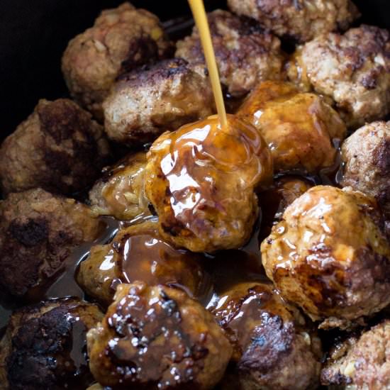 Slow Cooker Hawaiian Meatballs