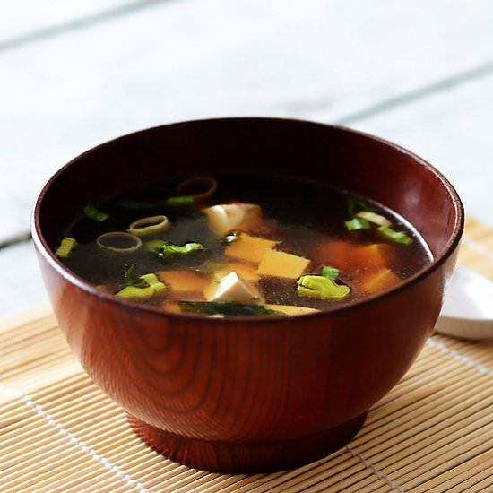 Easy Homemade Miso Soup
