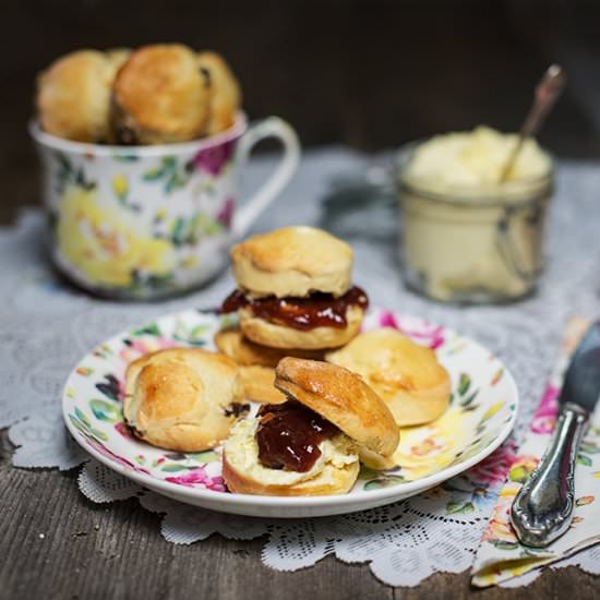 Mini Scones with Clotted Cream