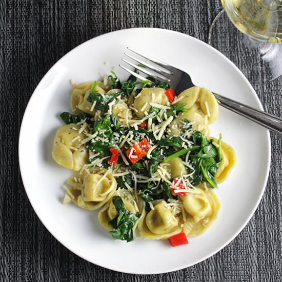 Tortellini with Spinach and Garlic