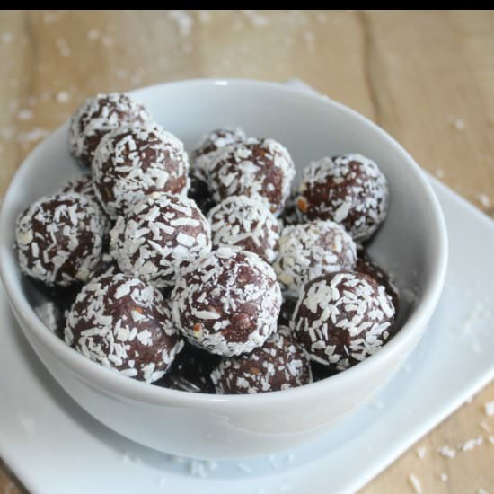 Dark Chocolate Almond Bites