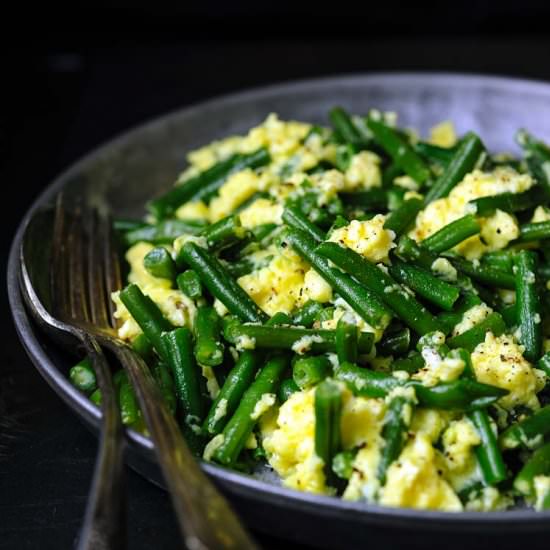 Green beans with eggs