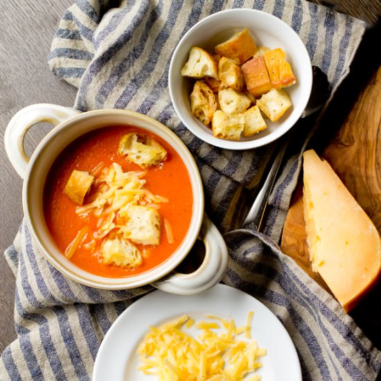 Roasted Red Pepper Gouda Soup