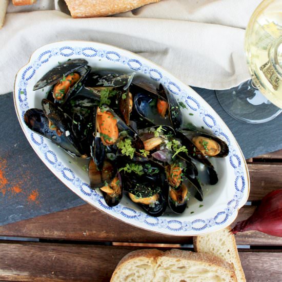 Mussels in White Wine Sauce