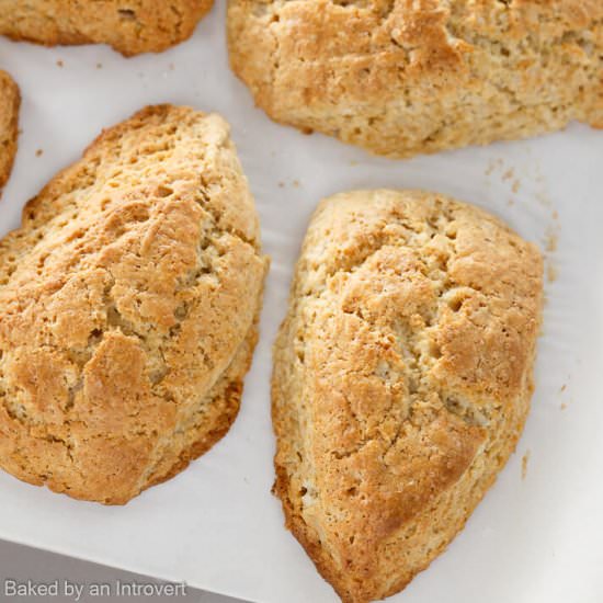 Vanilla Cardamom Scones