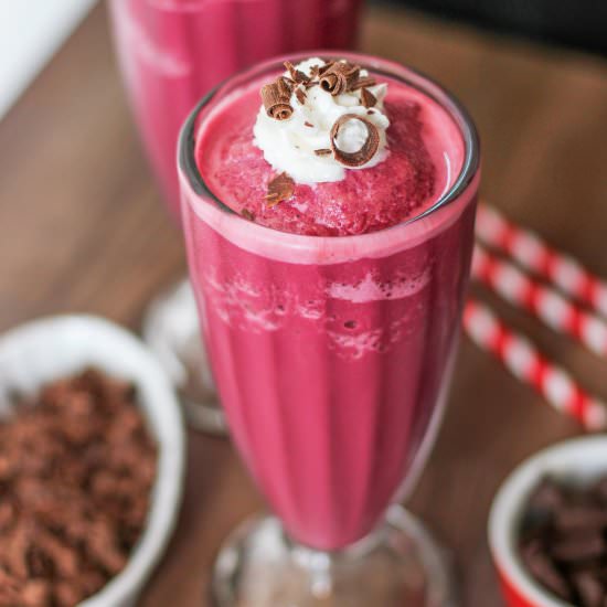 HEALTHY Red Velvet Milkshake