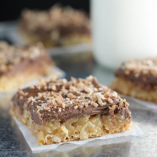 Chocolate Macaroon Crescent Bars
