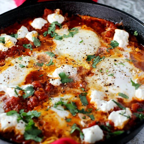One Skillet Spicy Eggs & Potatoes