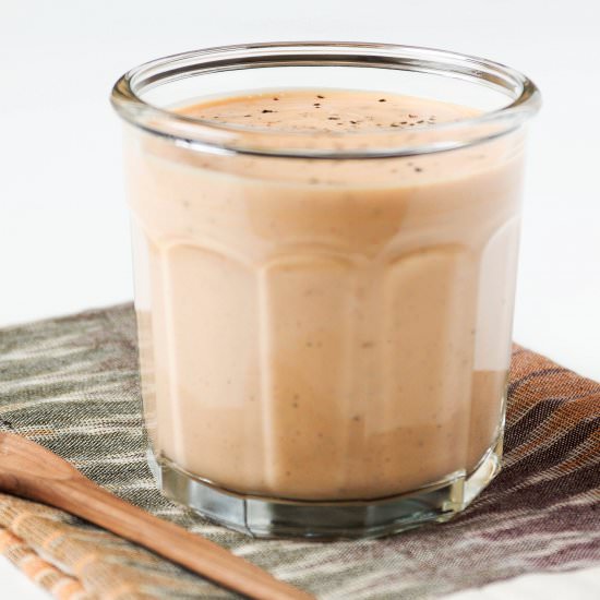 Low-fat Sriracha Ranch Dressing
