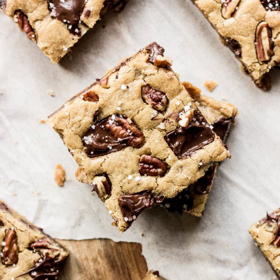 Salted Chocolate Chunk Blondies