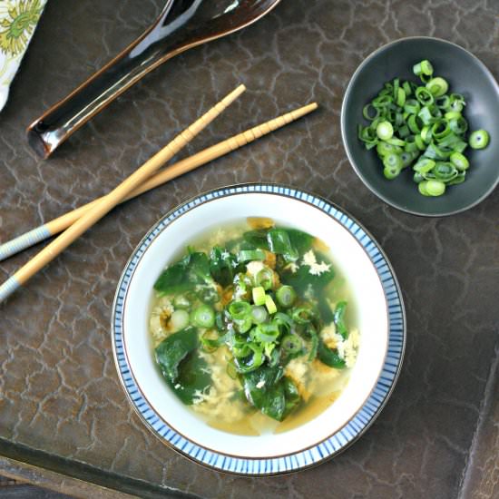 Quick Spinach Egg Drop Soup