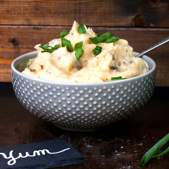 Crock-Pot Garlic Mashed Potatoes