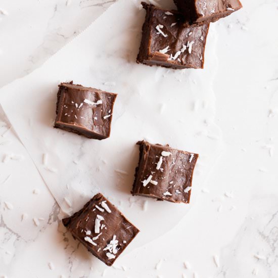 Dark Chocolate Coconut Oil Fudge
