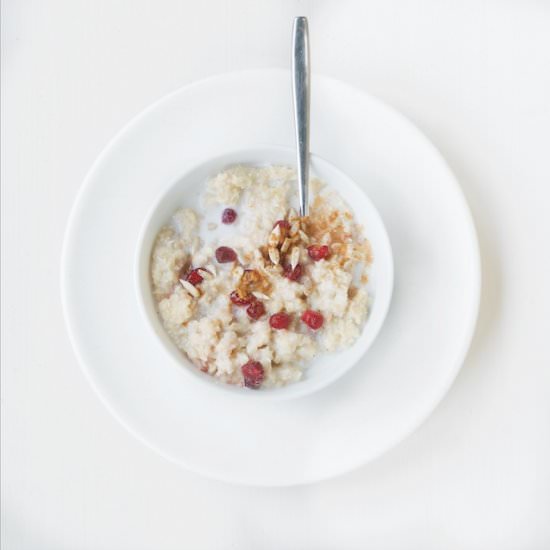 Oatmeal with Pomegranate