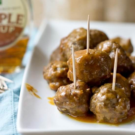 SLOW COOKER MAPLE MEATBALLS