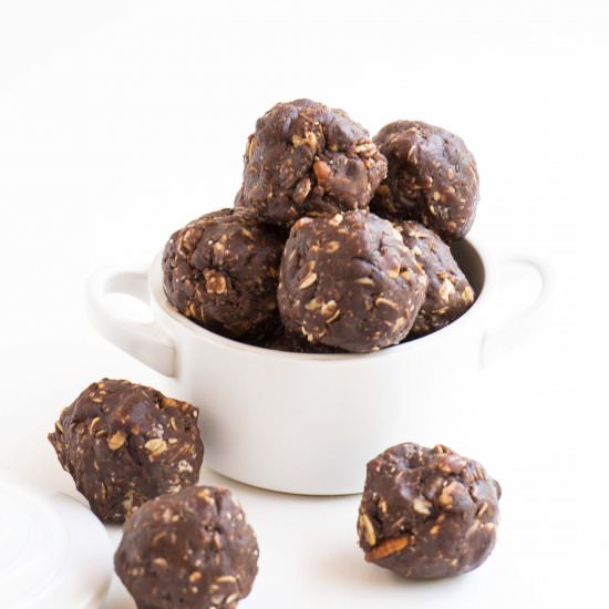 Nutty Chocolate Energy Balls