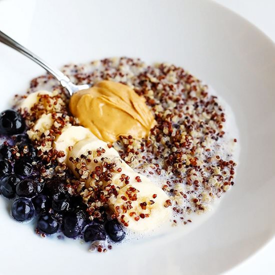 5 Ingredient Quinoa Superfood Breakfast Bowl