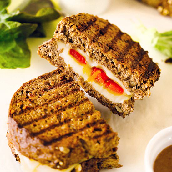 Roasted Pepper Gouda Grilled Cheese