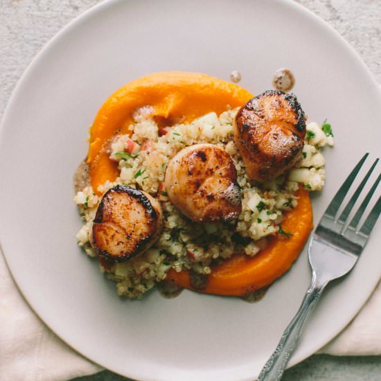 Seared Scallops with Quinoa Salad
