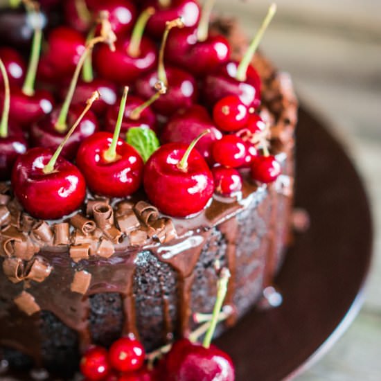 Chocolate Cake with Creamy Ganache