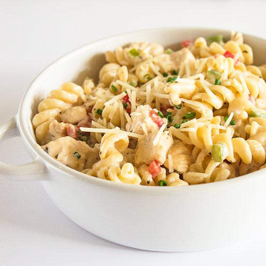 Easy Creamy Chicken Pasta